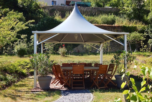 Hôtel Aster accepte les chiens à Val de Briey