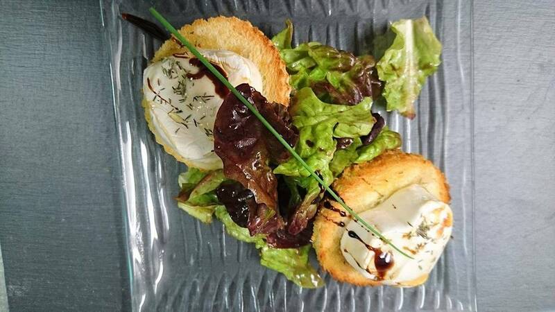 L'Actrice accepte les chiens à Saint-Clair-sur-les-Monts