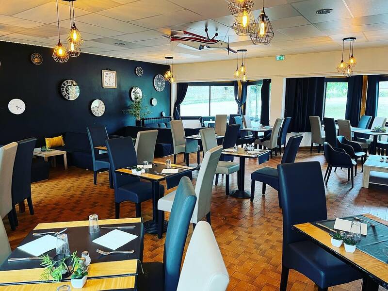 Le Saint Ex accepte les chiens à Villefranche-de-Rouergue