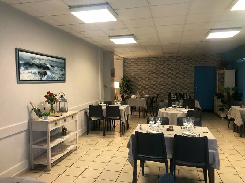 Restaurant, Brasserie Le France accepte les chiens à Pouzauges