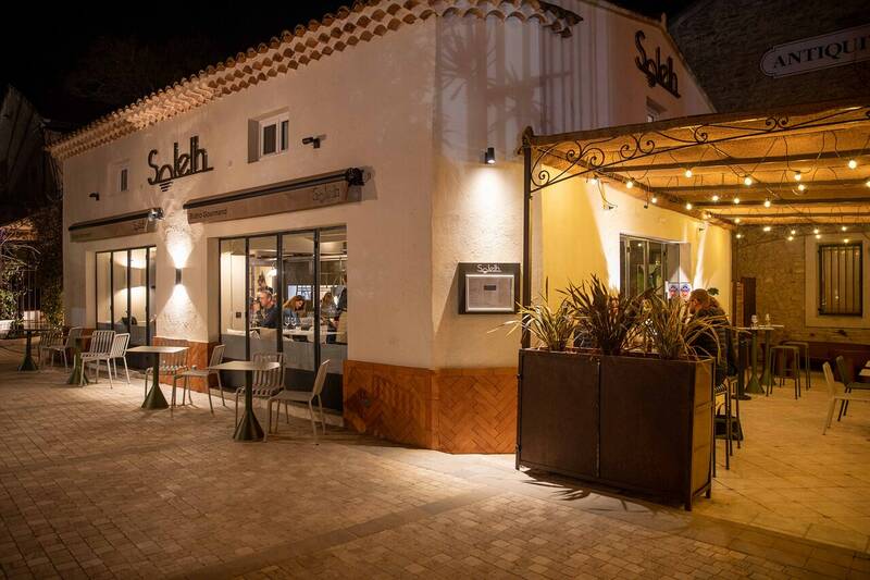 Solelh Bistro accepte les chiens à L'Isle-sur-la-Sorgue