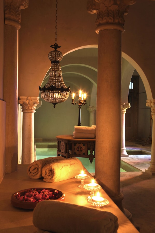 Hôtel Jardins Secrets accepte les chiens à Nîmes