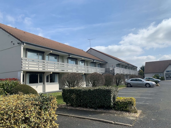 Kyriad Chateauroux - Saint Maur accepte les chiens à Saint-Maur