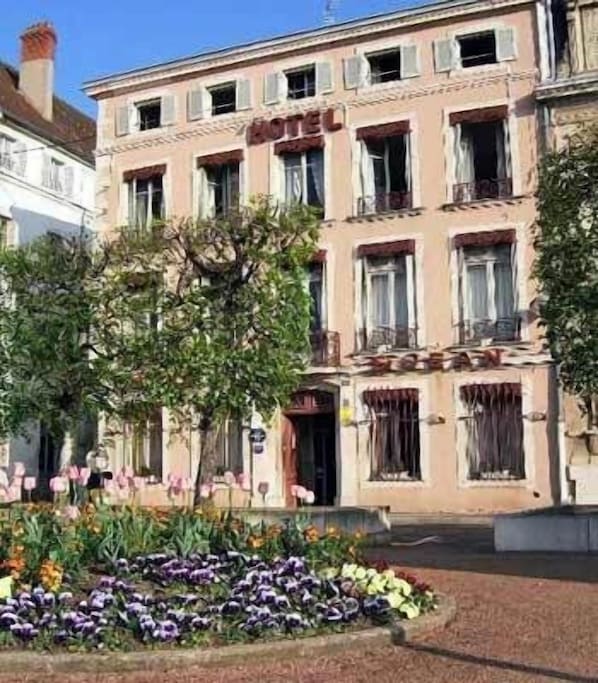 Hotel Saint Jean accepte les chiens à Chalon-sur-Saone