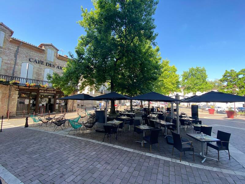 Le Café des Arts accepte les chiens à Agen