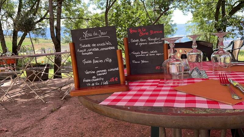 AUBERGE DE LA BORIE BLANQUE accepte les chiens à Millau