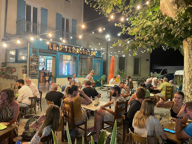 Le P'tit Roubion accepte les chiens à Bourdeaux