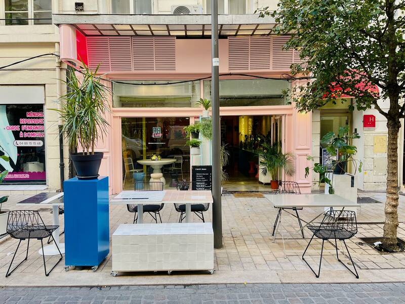 Ginger Phoenix accepte les chiens à Marseille