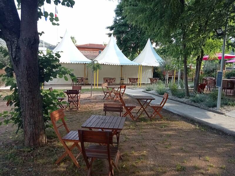 La Table Capricieuse accepte les chiens à Foix