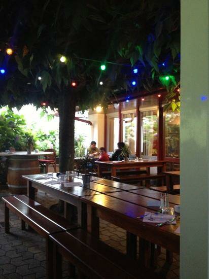 Restaurant du Trinquet d’Arcangues accepte les chiens à Arcangues