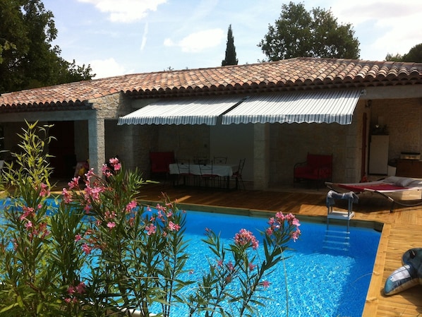 Le Mas de Peycavier accepte les chiens à Callas