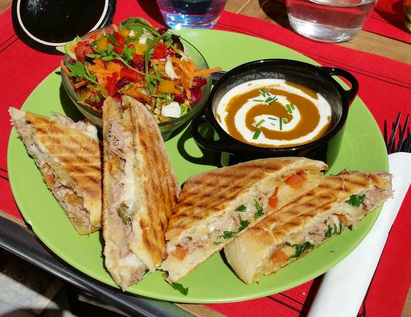 CAFETINO accepte les chiens à Millau