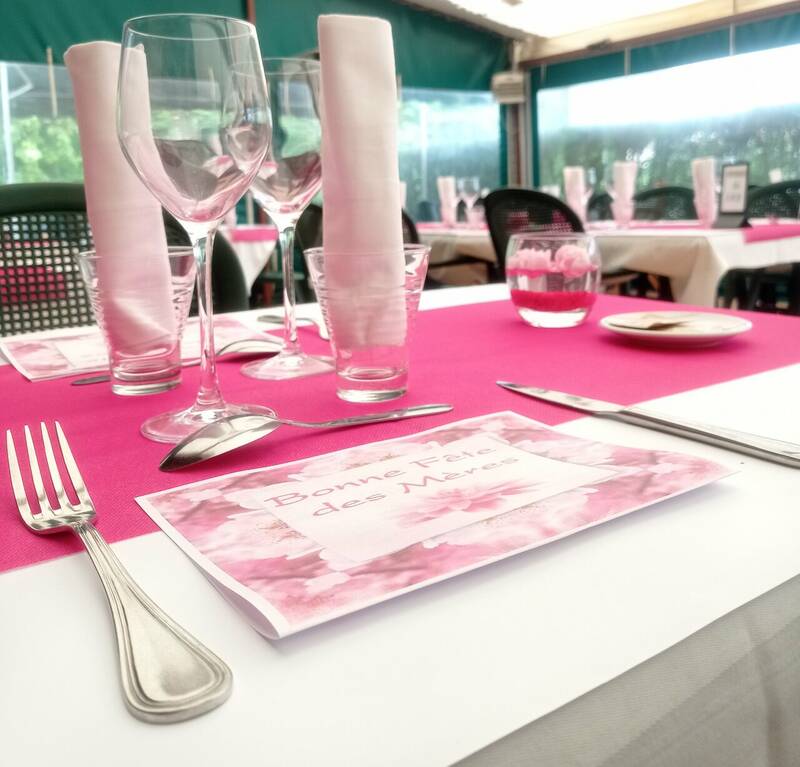 Restaurant Au Coin Perdu accepte les chiens à Miribel