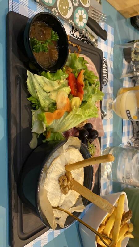 Mamie Paillette accepte les chiens à Jaujac