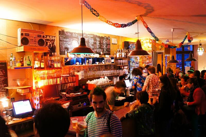 La Caravane accepte les chiens à Paris