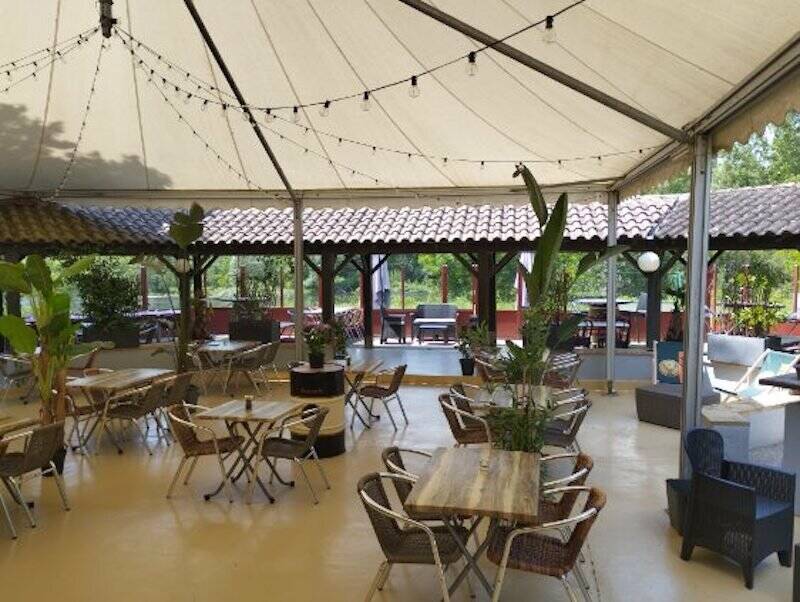 La Guinguette Du Val Dordogne accepte les chiens à Girac