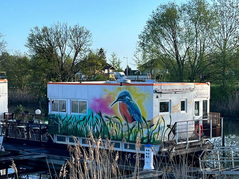 La Barge accepte les chiens à Saint-Jean-de-Losne