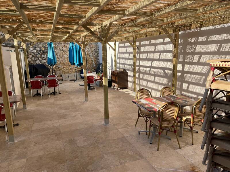 Saveurs de Nora accepte les chiens à Marseille