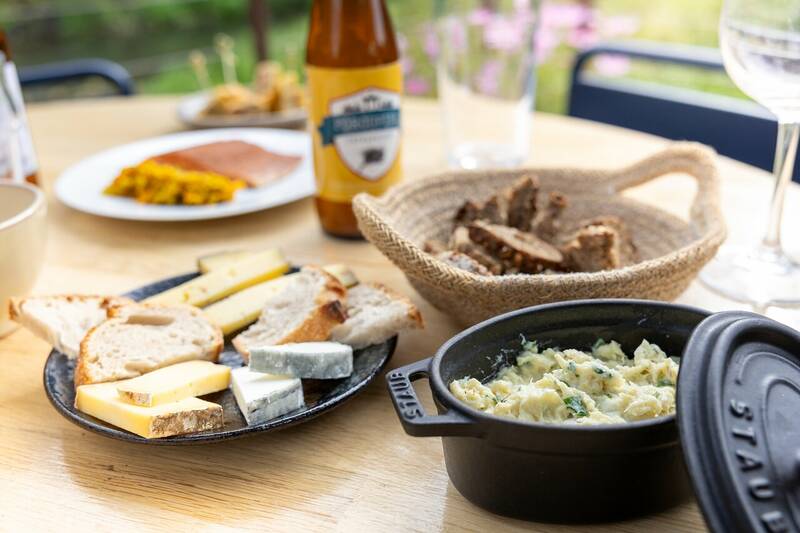 La Poule d’Ô accepte les chiens à Azay-le-Rideau