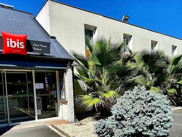 ibis Niort Marais Poitevin accepte les chiens à Niort