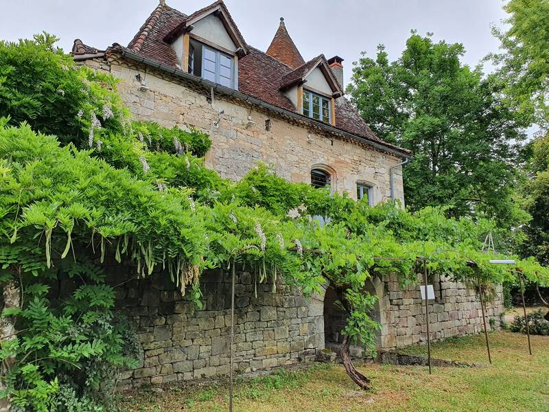 Chez Hélène - Café & Restaurant accepte les chiens à Théminettes