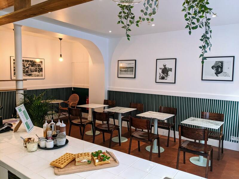 Darius Artisan Gaufrier accepte les chiens à Paris