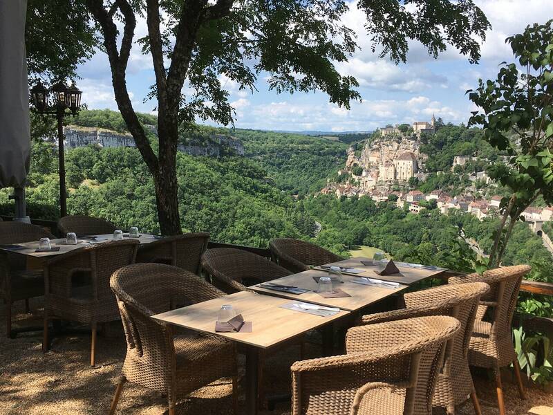 Bistrot de Saint Jean accepte les chiens à Rocamadour