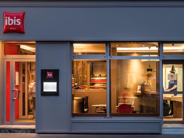 Ibis Paris Avenue De La Republique accepte les chiens à Paris