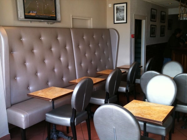 La Champagne Ardenne Hôtel accepte les chiens à Cabourg