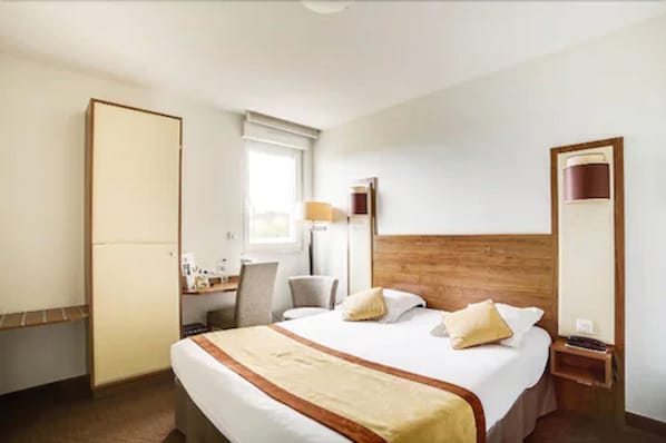 Brit Hotel La Cote Des Havres accepte les chiens à Lessay