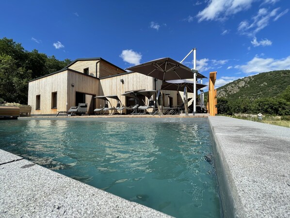 Le Volcans des Sens accepte les chiens à Torsiac