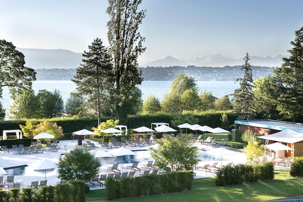 La Reserve Geneve Hotel and Spa accepte les chiens à Bellevue
