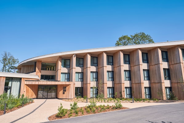 Loisium Wine & Spa Hotel Champagne accepte les chiens à Mutigny