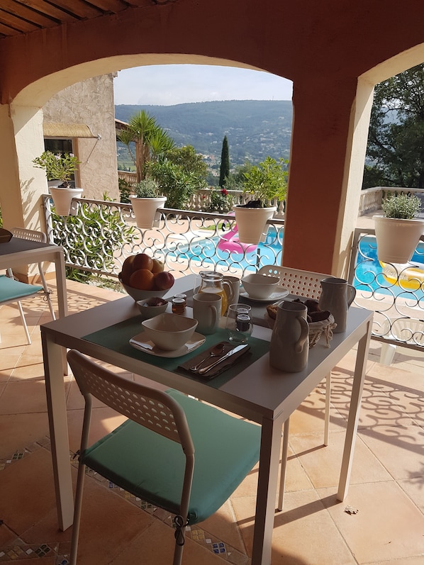 Villa Manoé accepte les chiens à Draguignan