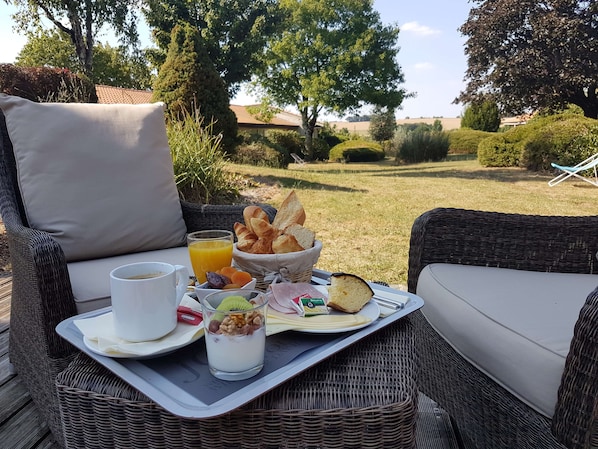 Hôtel Kyriad - Angoulême Nord Champniers accepte les chiens à Champniers