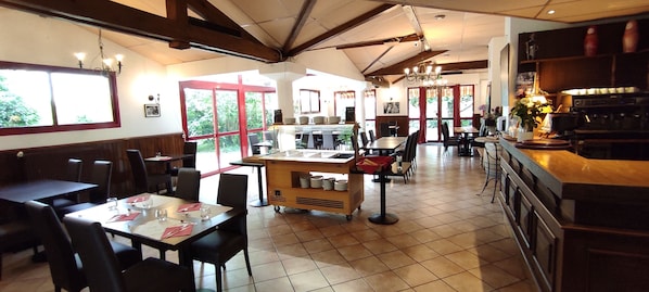 Hostellerie du Parc accepte les chiens à Labarthe-Inard