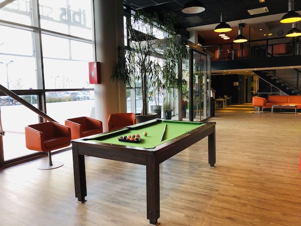 ibis Styles Saint Julien en Genevois Vitam accepte les chiens à Neydens