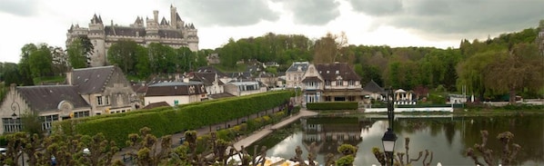 Hotel Beaudon accepte les chiens à Pierrefonds