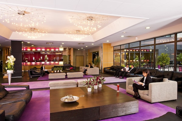 Residhome Suites Paris Sénart accepte les chiens à Carré Sénart